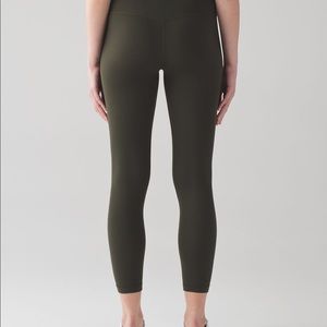 Lululemon 7/8 Aligns in Dark olive